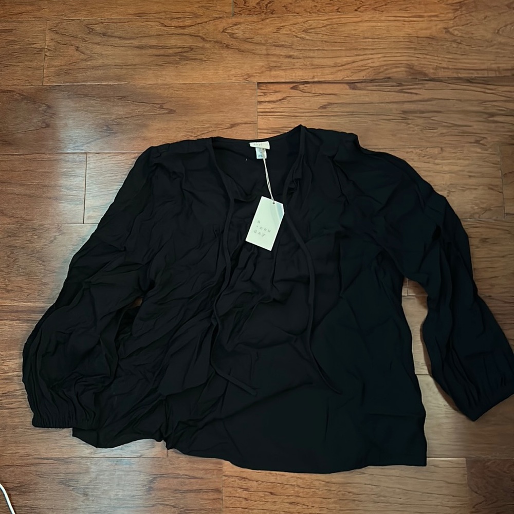 A new day blouse size M